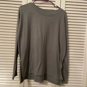 lightweight grey old navy sweatshirt